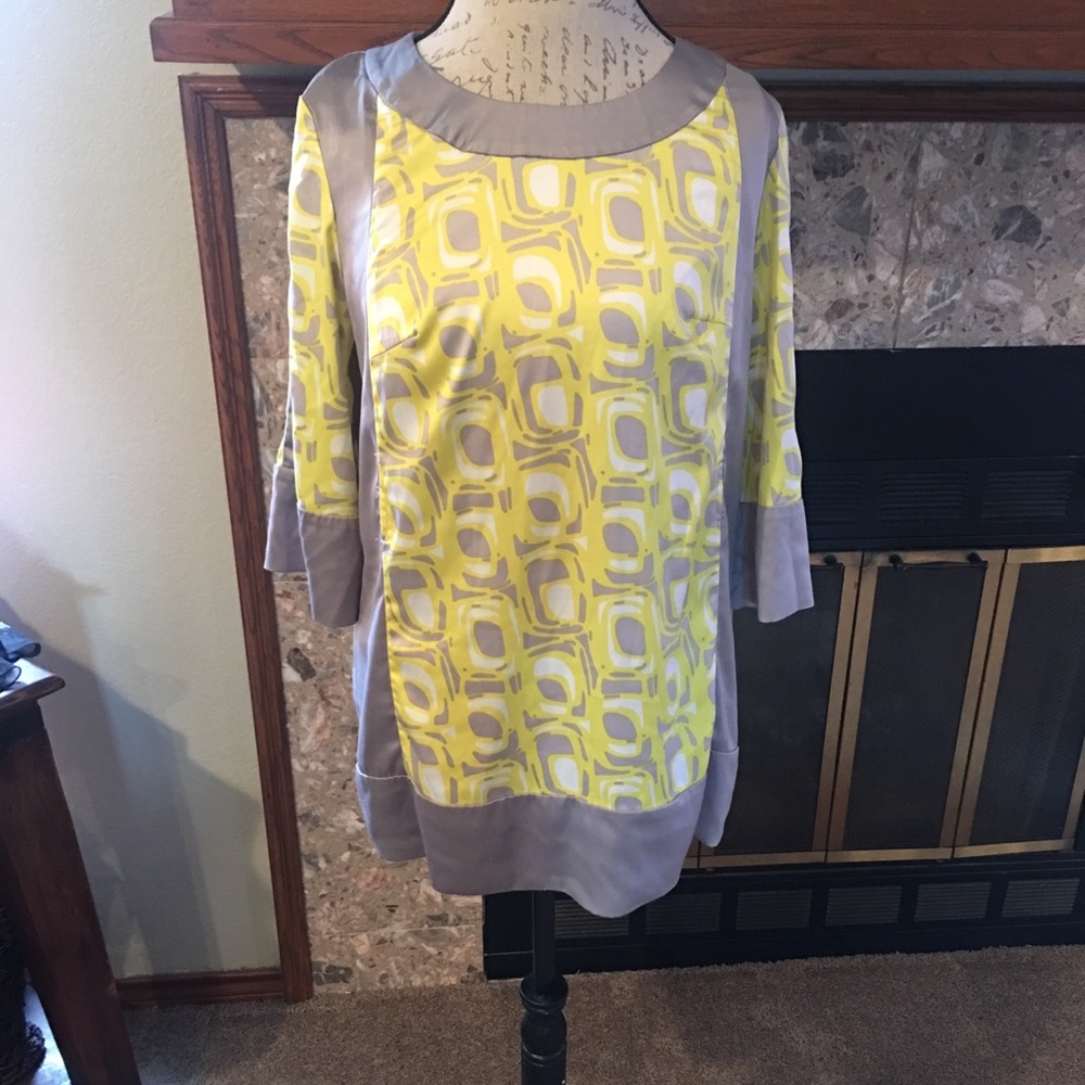 🌺Margaret Frances Gray Yellow Blouse